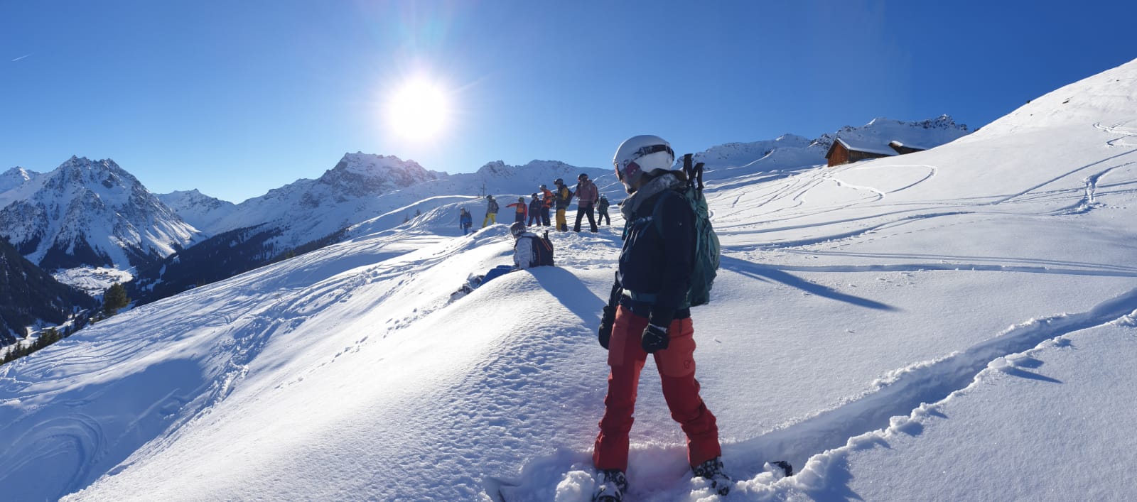 Splitboard-Einsteiger im RIDE Mode beim Testen verschiedener Shapes